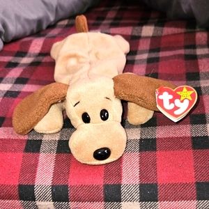 Beanie Baby 1of original 9 Bones!!